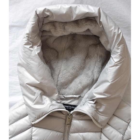 KENNETH COLE NEW YORK NWT SILVER SOFT CIRE FUNNEL NECK PUFFER COAT. SIZE M - Picture 8 of 13